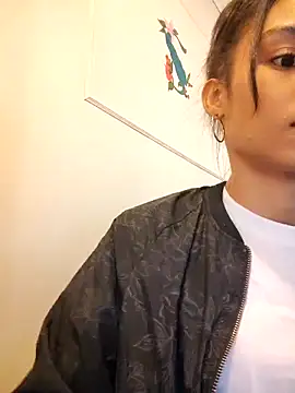 Leaberry online show from 11/06/25, 09:41