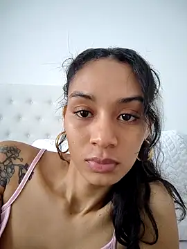 Leaberry online show from 10/25/25, 05:46