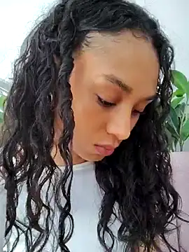 Leaberry online show from 10/15/25, 08:06