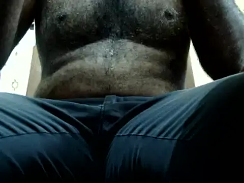Snapshot of reegan889 chatting on 02/26/25, 10:38 reegan889 online show from 02/26/25, 10:38