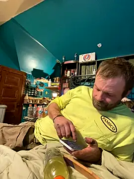 Snapshot of charactrzero chatting on 11/29/25, 04:23 charactrzero online show from 11/29/25, 04:23