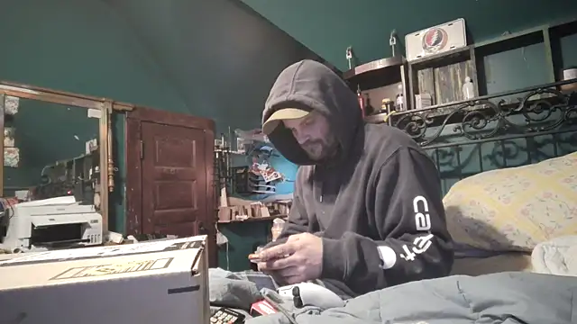 charactrzero online show from 02/10/26, 09:58