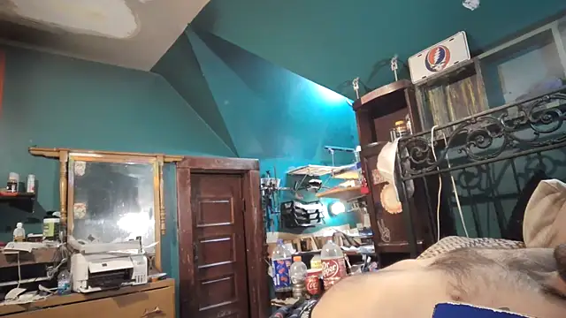 Snapshot of charactrzero chatting on 02/14/25, 07:07 charactrzero online show from 02/14/25, 07:07