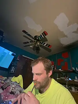 Snapshot of charactrzero chatting on 02/20/25, 12:41 charactrzero online show from 02/20/25, 12:41