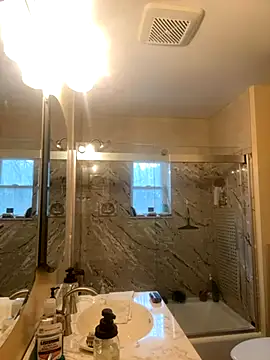 Snapshot of charactrzero chatting on 11/12/25, 01:48 charactrzero online show from 11/12/25, 01:48