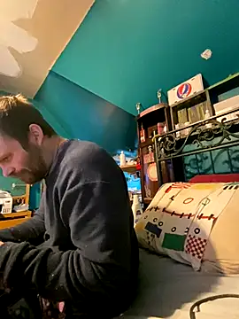 Snapshot of charactrzero chatting on 12/14/25, 08:14 charactrzero online show from 12/14/25, 08:14