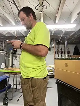 Snapshot of charactrzero chatting on 10/15/25, 07:55 charactrzero online show from 10/15/25, 07:55