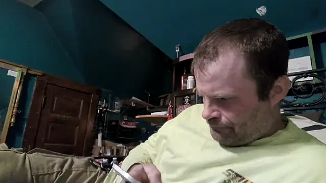 Snapshot of charactrzero chatting on 11/15/25, 09:30 charactrzero online show from 11/15/25, 09:30