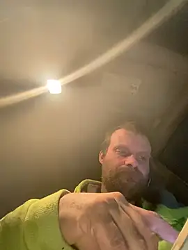 Snapshot of charactrzero chatting on 02/14/25, 11:20 charactrzero online show from 02/14/25, 11:20