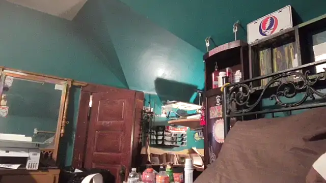 Snapshot of charactrzero chatting on 11/06/25, 02:59 charactrzero online show from 11/06/25, 02:59