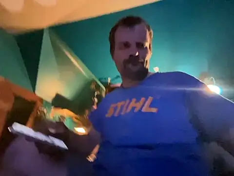 Snapshot of charactrzero chatting on 10/12/25, 02:35 charactrzero online show from 10/12/25, 02:35