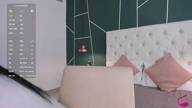 Veronicalanx1 online show from 10/01/25, 12:20