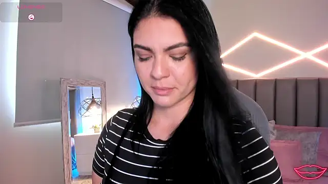 Veronicalanx1 online show from 05/11/26, 02:45