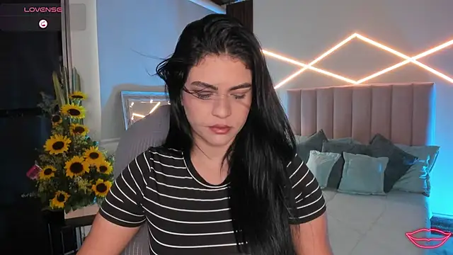 Veronicalanx1 online show from 02/24/26, 11:55