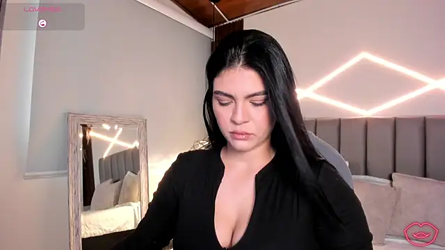 Veronicalanx1 online show from 04/10/26, 11:39