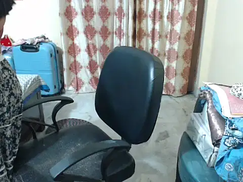 HOT CHILLY online show from 03/22/26, 06:42