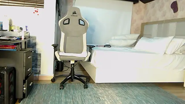 stefializon online show from 10/14/25, 02:34