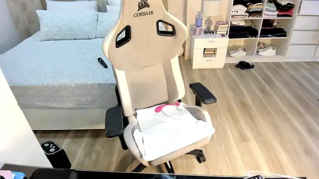 stefializon online show from 03/17/26, 01:08