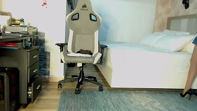 stefializon online show from 10/22/25, 12:43