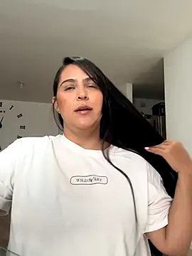 kendall 52 online show from 09/30/25, 05:41