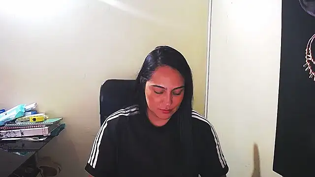 kendall 52 online show from 01/24/25, 01:47