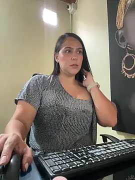 kendall 52 online show from 02/23/26, 03:45