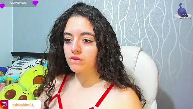 AshleyKim  online show from 10/25/25, 11:49