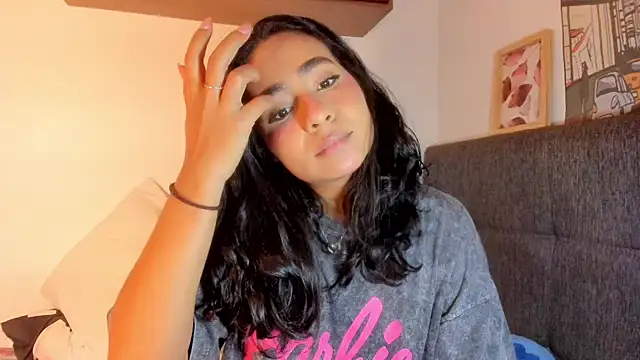 valeryvegas 2 online show from 11/10/25, 01:32