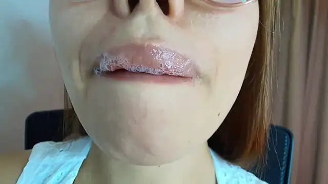 lisbet21x online show from 03/29/26, 01:40