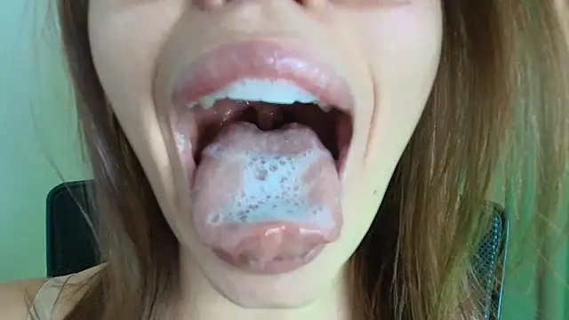 lisbet21x online show from 03/15/26, 07:43