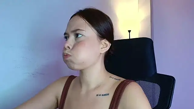 lisbet21x online show from 11/05/25, 09:29