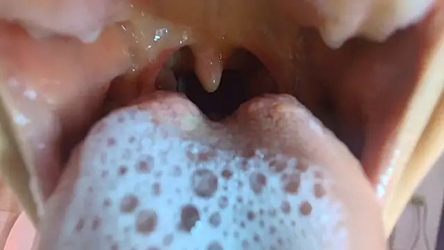 lisbet21x online show from 04/14/26, 10:15