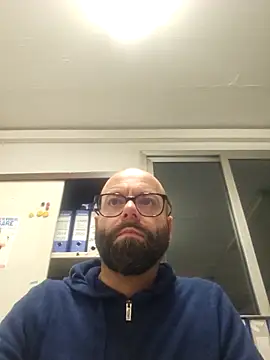 Dolceporco19 online show from 12/17/25, 04:12