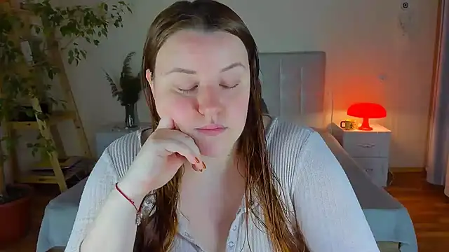 PolinaSalvatore online show from 11/11/25, 02:45