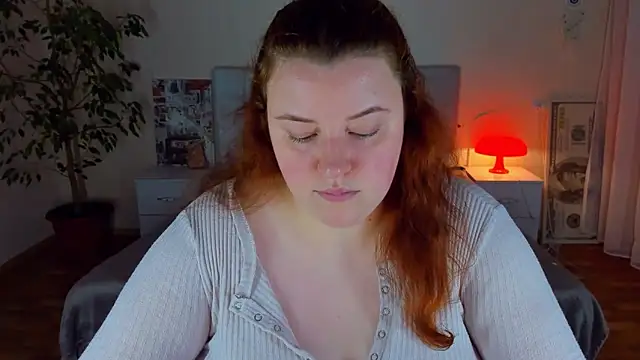 PolinaSalvatore online show from 06/15/26, 07:35