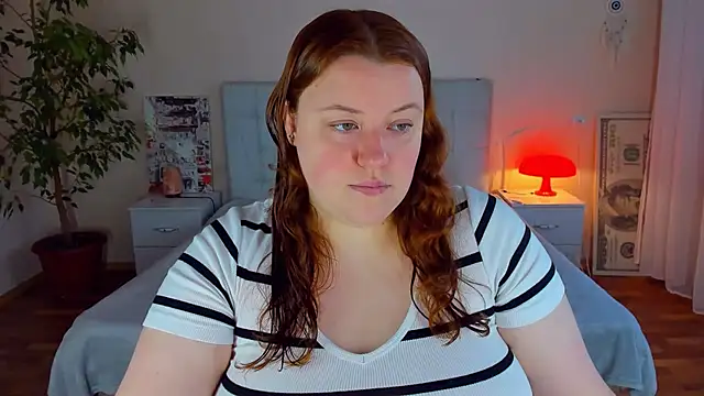 Snapshot of PolinaSalvatore chatting on 04/29/26, 03:49 PolinaSalvatore online show from 04/29/26, 03:49