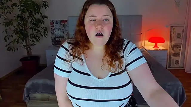 PolinaSalvatore online show from 06/29/26, 10:42