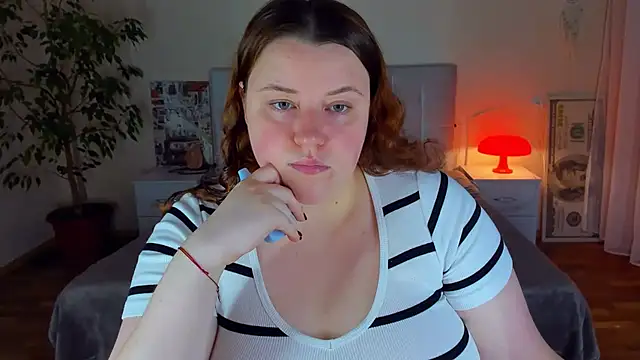PolinaSalvatore online show from 07/09/26, 05:45