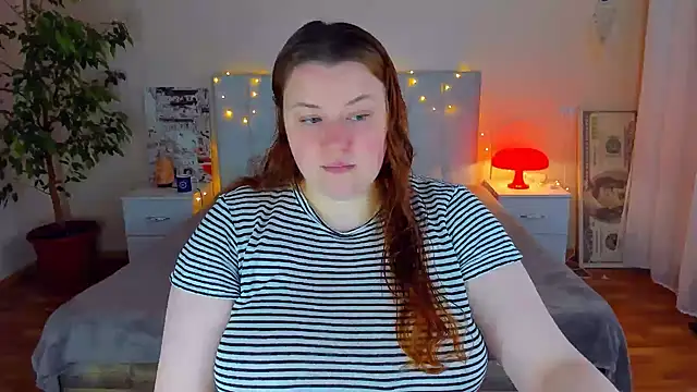 PolinaSalvatore online show from 04/08/26, 01:23