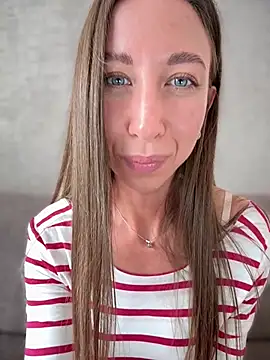 EvaCatt online show from 04/14/26, 03:55