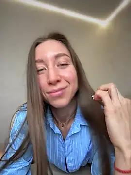 EvaCatt online show from 03/24/26, 03:17