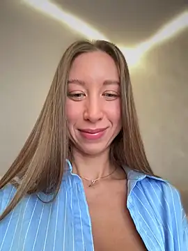 EvaCatt online show from 02/02/26, 03:38