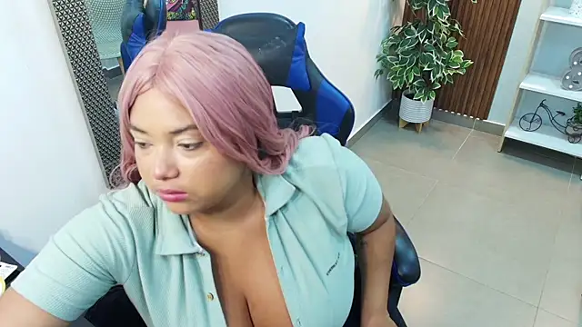 Kenya--Buhle online show from 10/10/25, 11:11