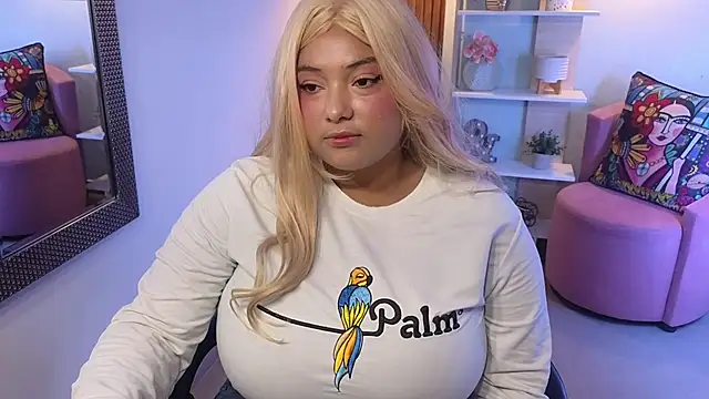 Kenya--Buhle online show from 01/05/26, 06:11