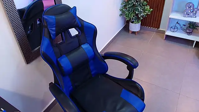 Kenya--Buhle online show from 10/15/25, 11:07