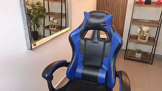 Kenya--Buhle online show from 04/08/26, 11:01