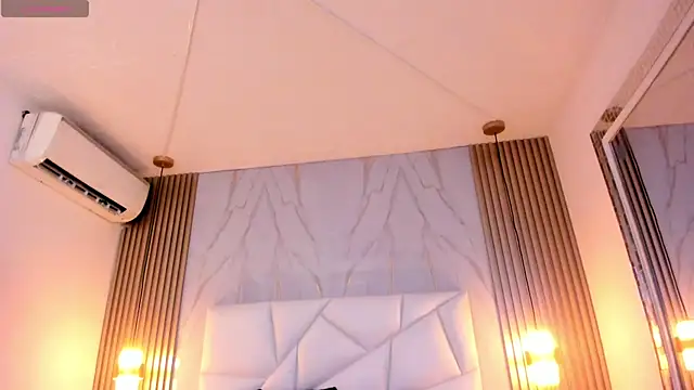 cinthya11 online show from 01/24/25, 07:18