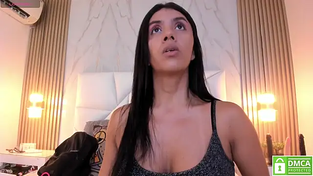 cinthya11 online show from 01/28/25, 07:21