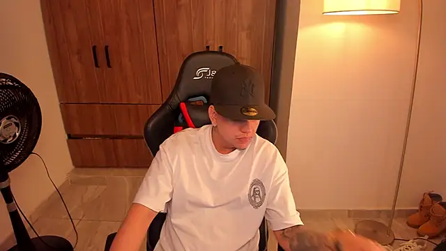 Jake simons online show from 02/14/26, 04:02