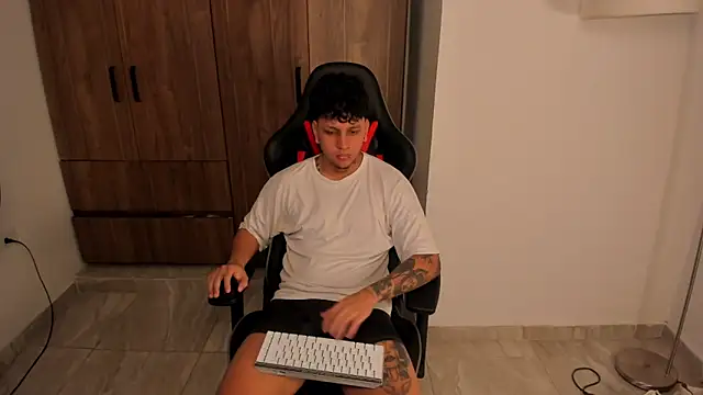 Jake simons online show from 11/12/25, 12:15